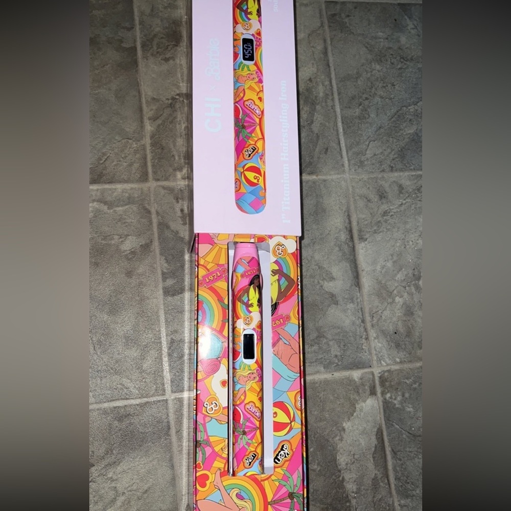 Barbie chi hair straightener
